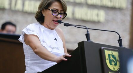 URGE GARANTIZAR VACUNAS:ZMH