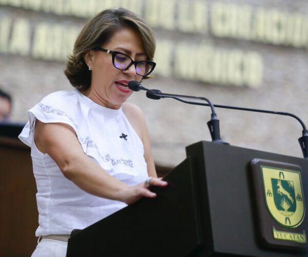 URGE GARANTIZAR VACUNAS:ZMH