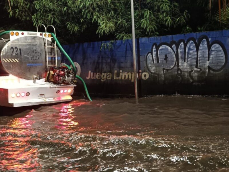 AYUNTAMIENTO ATIENDE REPORTES POR ENCHARCAMIENTOS