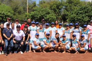 LLEVANDO UN MENSAJE DE EMPODERAMIENTO Y ORGULLO  YUCATECO