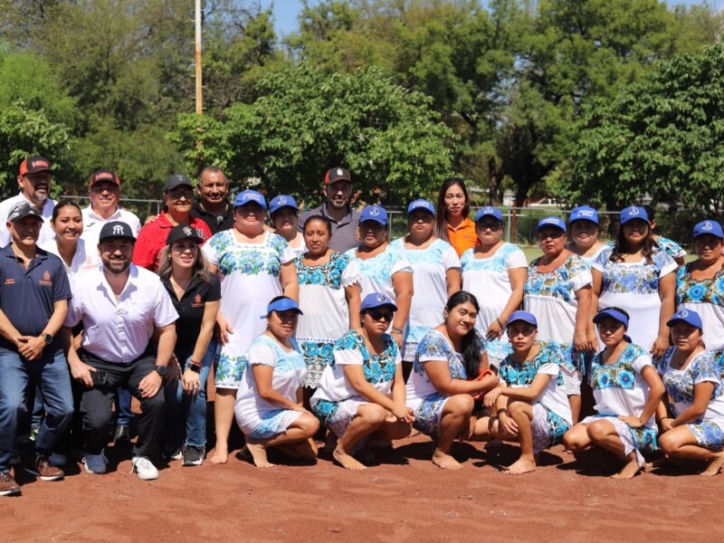 LLEVANDO UN MENSAJE DE EMPODERAMIENTO Y ORGULLO  YUCATECO