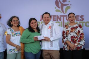 BECAS JUVENTUDES LLEGA A LA UTM