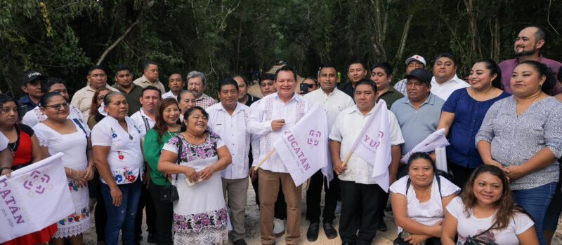 BANDERAZO A LA CONSTRUCCIÓN DEL CAMINO X’TUT-SISBICHÉN