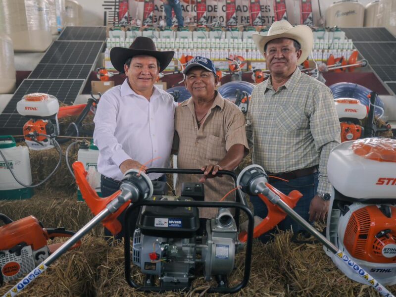 SE FIRMA DECRETO EN FAVOR DE LA GANADERÍA