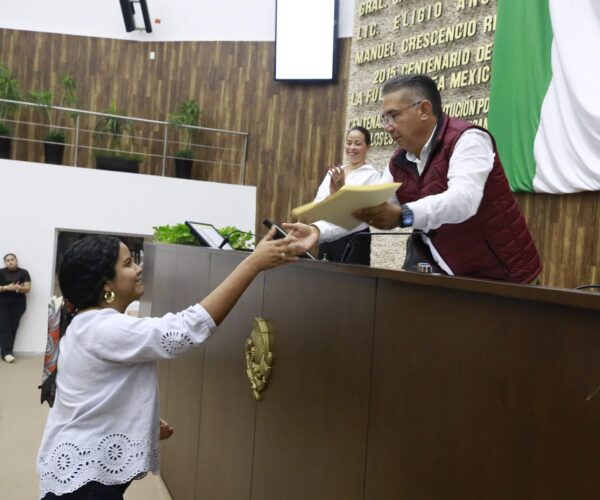 DEUDORES ALIMENTARIOS TIENEN QUE CUMPLIR