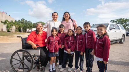 HUACHO PONE EN MARCHA DISTRIBUCIÓN DE MOBILIARIO ESCOLAR