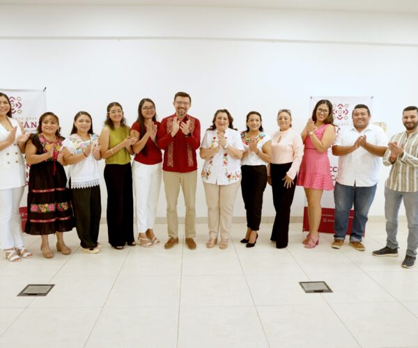 SEGEY ENTREGA PLAZAS A DOCENTES