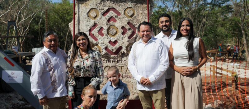 PRIMER CENTRO PILARES RENACIMIENTO MAYA