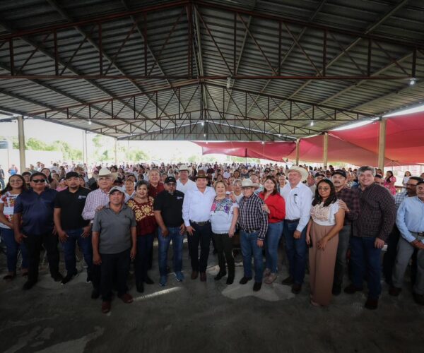 HUACHO ENTIENDE AL CAMPO PORQUE ES DEL CAMPO