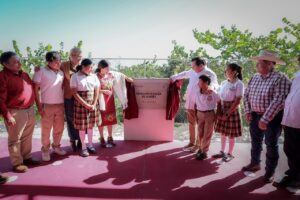 HUACHO REALIZA GIRA DE FIN DE AÑO