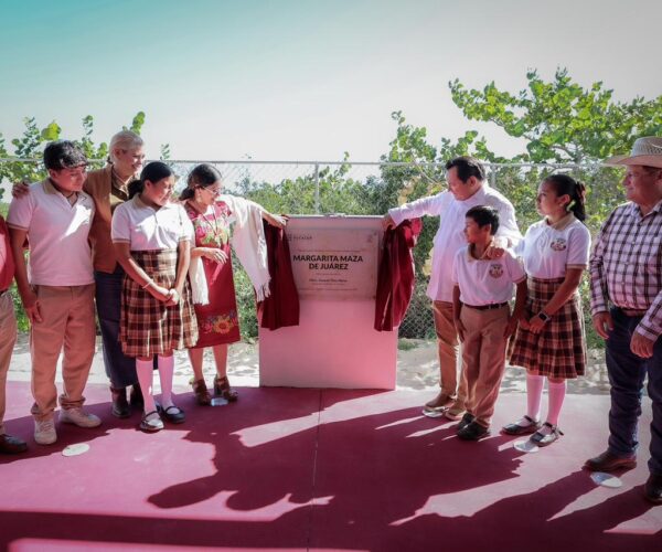 HUACHO REALIZA GIRA DE FIN DE AÑO