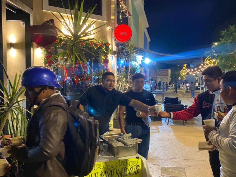 CUERNO DE FUEGO ARROPA A PEREGRINOS DE TIZIMÍN