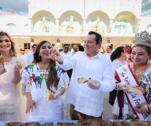 GOBERNADOR ACUDE A LA CELEBRACIÓN DE LOS REYES MAGOS