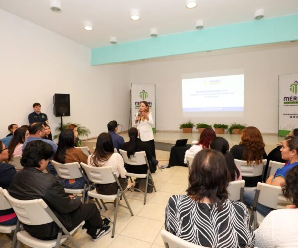 PRIMERA REUNIÓN CON LA SOCIEDAD CIVIL