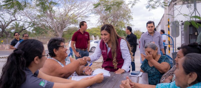 DIF YUCATÁN ENTREGA APARATOS FUNCIONALES