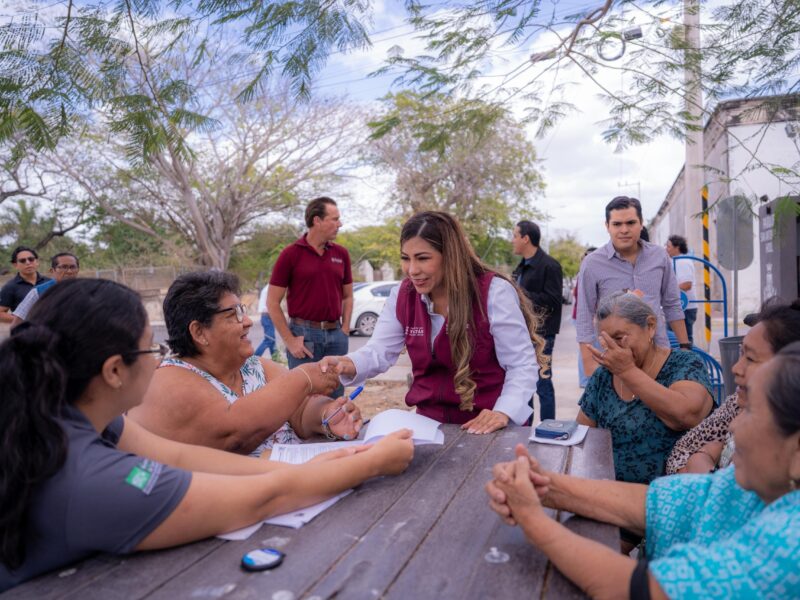 DIF YUCATÁN ENTREGA APARATOS FUNCIONALES