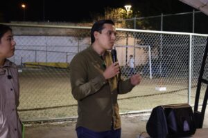 REGIDOR GESTIONA REPARACIÓN DE CANCHA