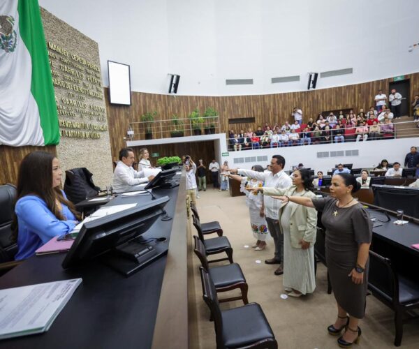 RENACIMIENTO MAYA SINÓNIMO DE AVANCE