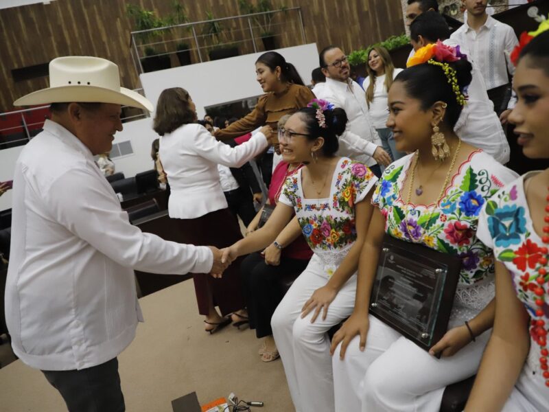 DISTINCIÓN REPRESENTA UN ACTO DE JUSTICIA CULTURAL