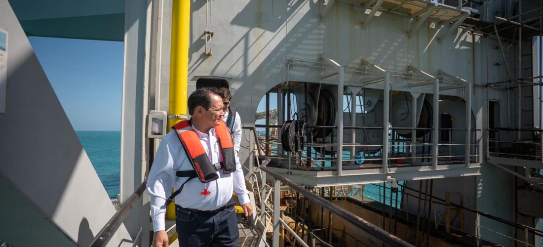 HUACHO SUPERVISA LA FASE FINAL DEL DRAGADO