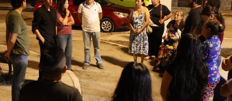 REGIDORES SE REÚNEN CON VECINOS DE LINDAVISTA