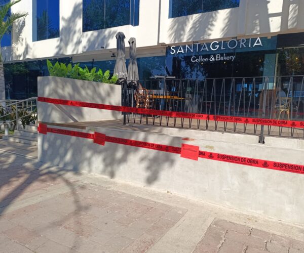 AYUNTAMIENTO LIBERA ESCARPAS DE NEGOCIOS Y PUBLICIDAD