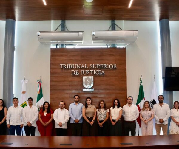 EN SESIÓN EXTRAORDINARIA SE INTEGRAN NUEVOS MAGISTRADOS