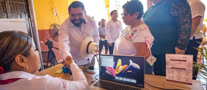 GOBIERNO ACERCA TRÁMITES Y SERVICIOS A LA POBLACIÓN