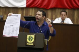 PIDEN ACTUAR CON COHERENCIA Y MANTENER LA PAZ EN EL PAÍS