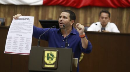 PIDEN ACTUAR CON COHERENCIA Y MANTENER LA PAZ EN EL PAÍS