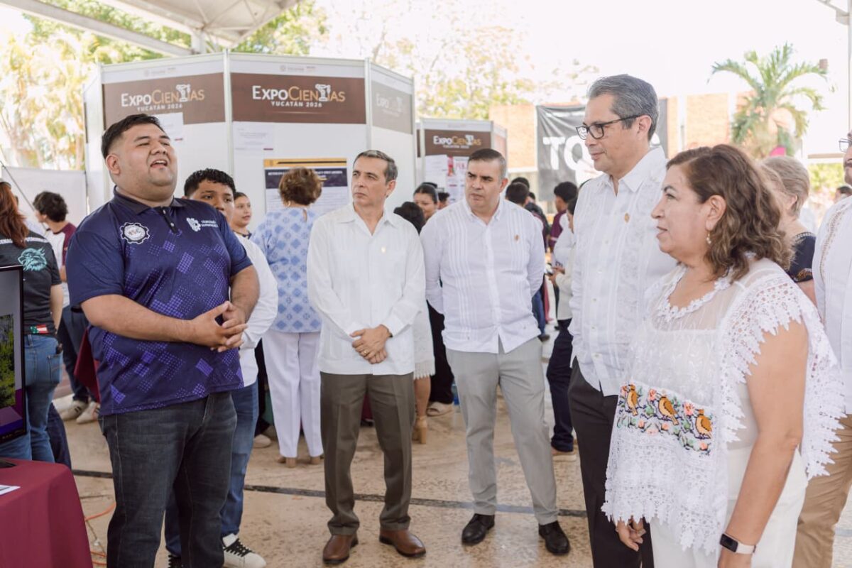 ESTUDIANTES PRESENTAN PROYECTOS INNOVADORES