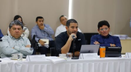 ATY DEBE MANTENERSE LEJOS DE INTERESÉS POLÍTICOS