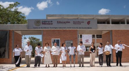 CLAUDIA SHEINBAUM Y JOAQUÍN DÍAZ INAUGURAN EL CBTIS 305