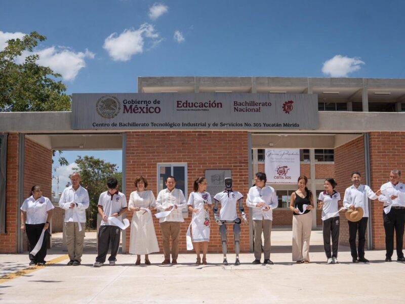  CLAUDIA SHEINBAUM Y JOAQUÍN DÍAZ INAUGURAN EL CBTIS 305