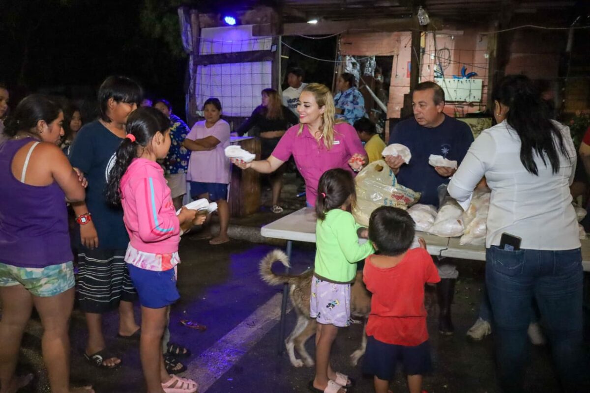 BRINDA APOYOS EL DIF YUCATÁN A FAMILIAS AFECTADAS