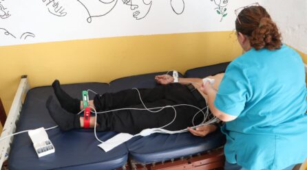 PARA ACERCAR SERVICIOS MÉDICOS ACCESIBLES Y DE CALIDAD
