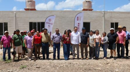 TEPAKÁN RECIBE ÁRBOLES Y PLANTAS NATIVAS