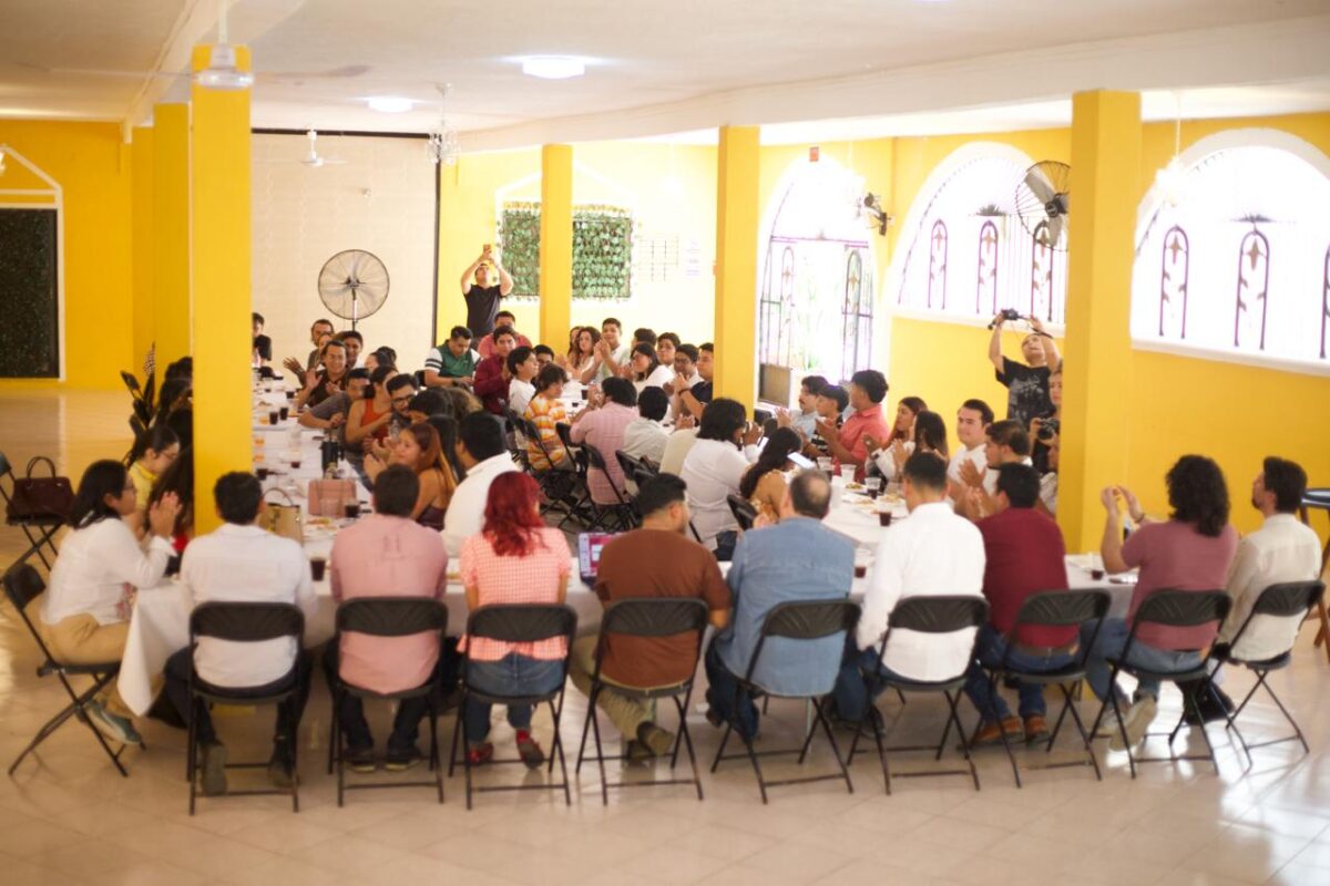 SOMOS LAS JUVENTUDES DE LA REGENERACIÓN NACIONAL: DC