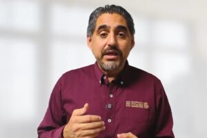 GOBIERNO GESTIONA RETORNO DE PERSONAL DE SALUD