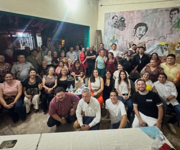 SE REALIZA CONVERSATORIO EN LA SEDE DE MORENA