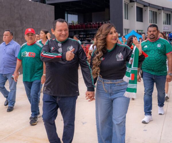 MILES DE FAMILIAS YUCATECAS DISFRUTARON LAS ZONAS FANS