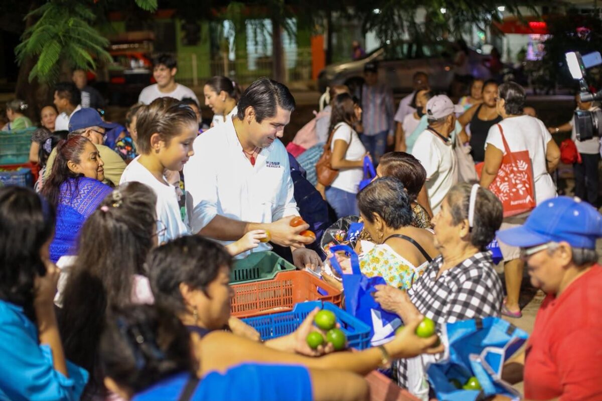 FAMILIAS DIFRUTAN EL CINE EN TU COLONIA