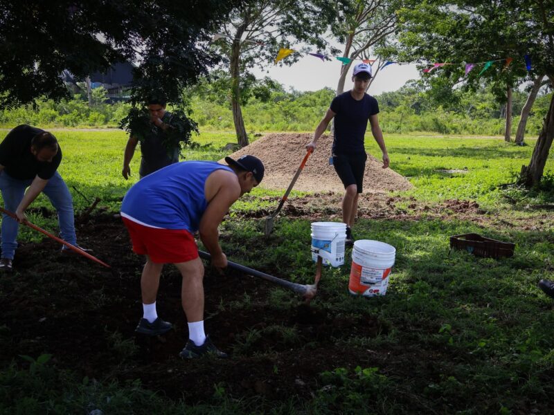 EXIGEN ALUMBRADO PÚBLICO PARA VILLAS CAUCEL III