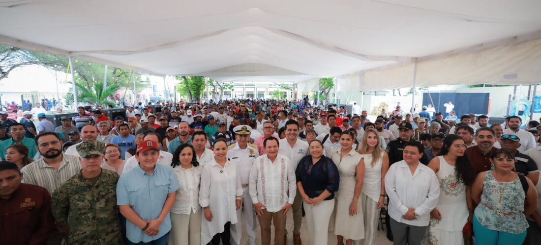 PESCADORES RECIBEN EQUIPO DE RADIOCOMUNICACIÓN
