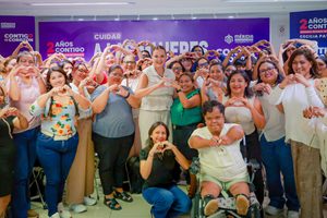 CELEBRA CECI DOS AÑOS DE TRABAJO