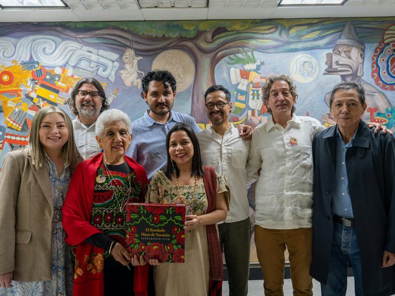 BORDADO MAYA IDENTIDAD Y PATRIMONIO