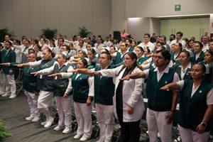 SE INCORPORAN PROFESIONALES DE LA SALUD
