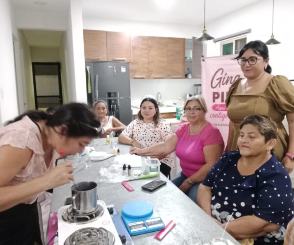 REGIDORA IMPULSA PROGRAMA DE CAPACITACIÓN
