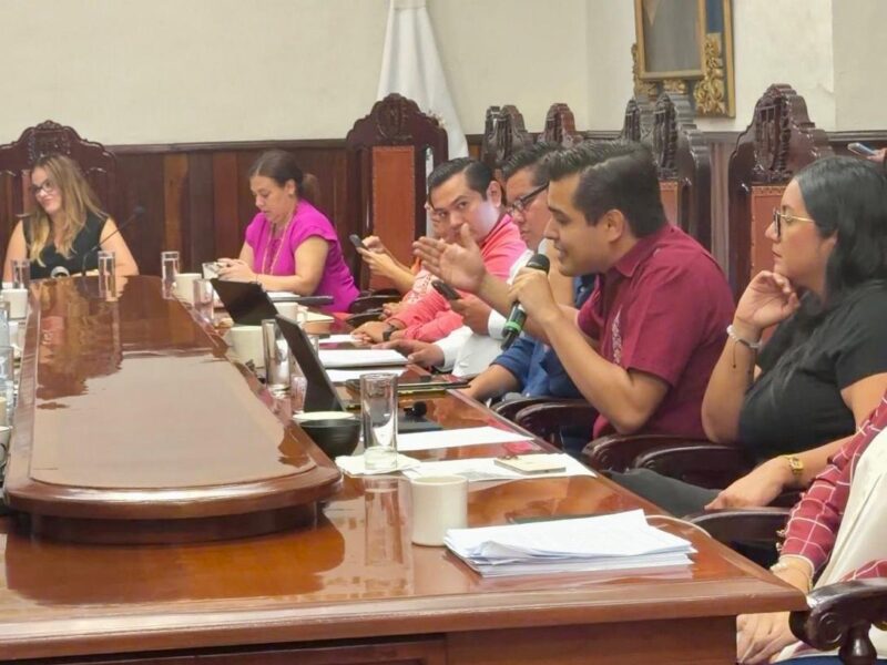 MÉRIDANOS MERECEN TENER SERVICIOS PÚBLICOS