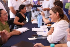 ESCUCHAR A LAS Y LOS CIUDADANOS ES LA MEJOR FORMA DE GOBERNAR